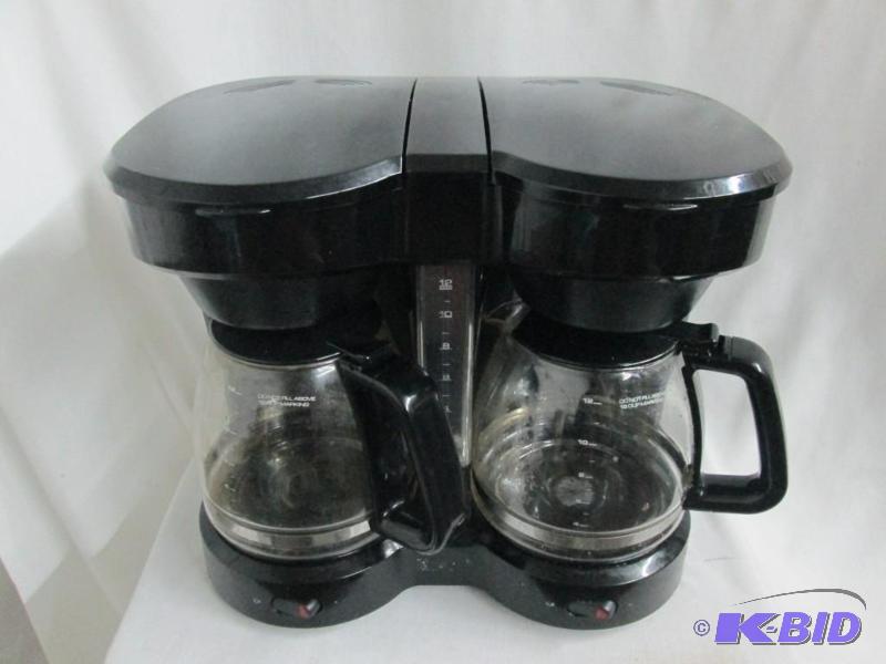 lot 33 image: Kitchen Selectives 12 Cup Dual Coffee Maker