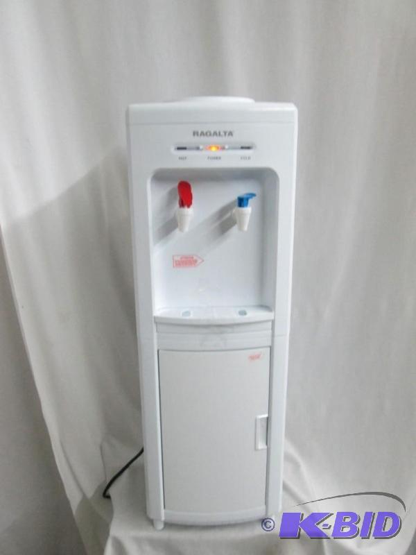 lot 35 image: Ragalta Thermo Electric Hot and Cold Water Cooler