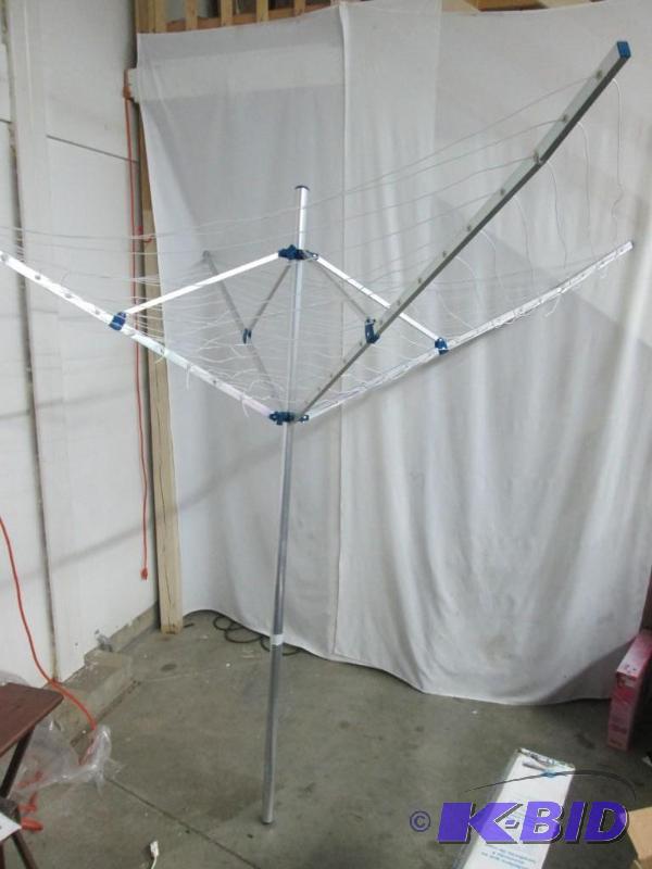 lot 37 image: Freshaire Clothes Line