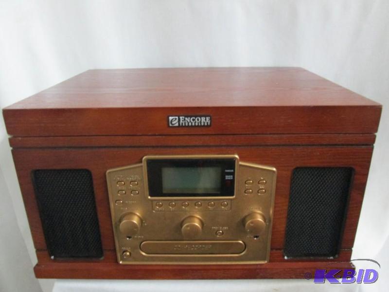 lot 38 image: Encore Technology Nostalgic 6-in- Sound System
