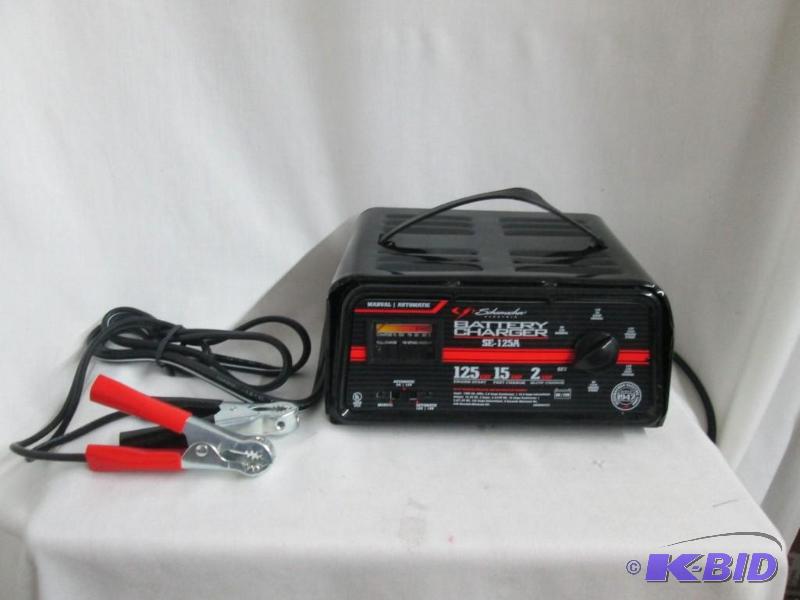 lot 40 image: Schumacher 125152 Amp Auto Battery Charger