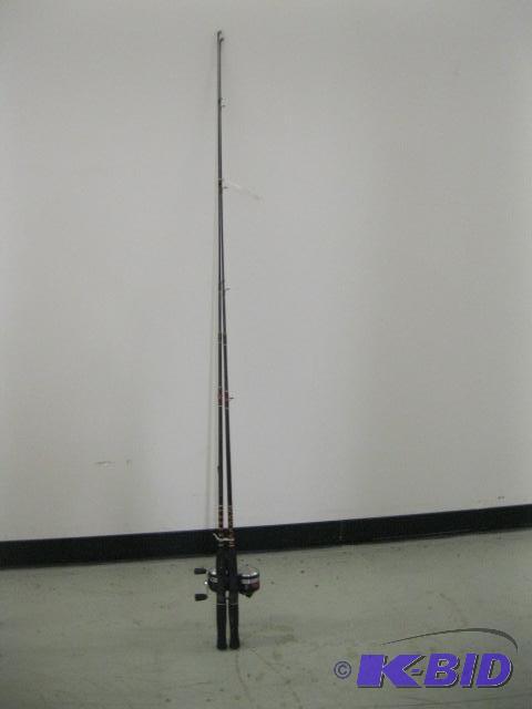 lot 28 image: Rod & Reels