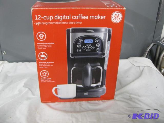 lot 43 image: Coffee Maker