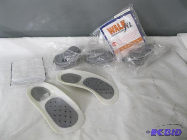 lot 72 image: Walk Fit Size C Brand New