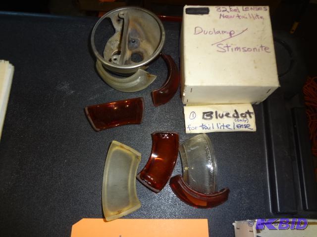lot 122 image: 32 Ford Tail Light...