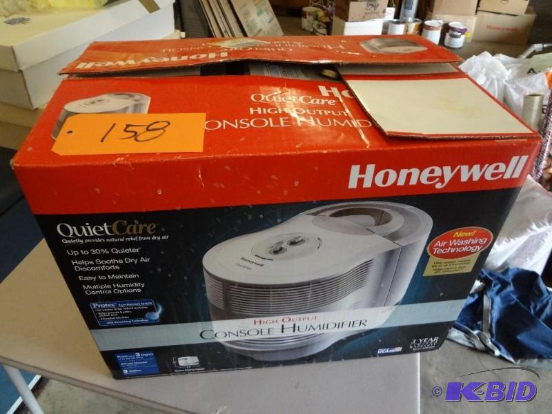 lot 158 image: Honeywell Humidifier...