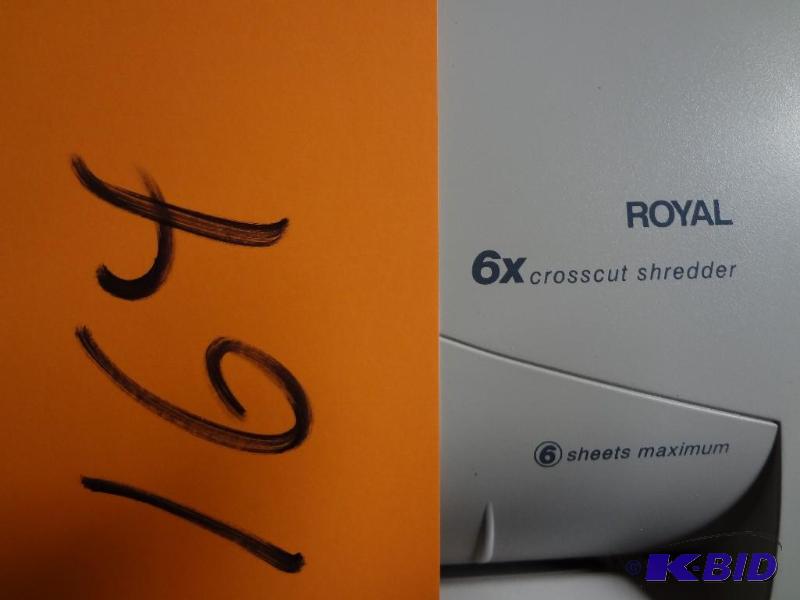 lot 164 image: Royal Shredder...