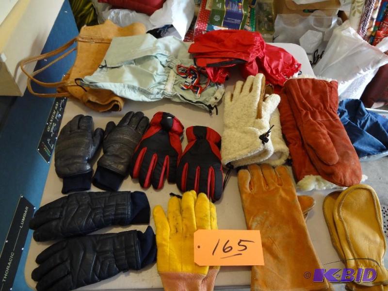lot 165 image: Lot of Gloves, Gaiters, Leather Carrier...