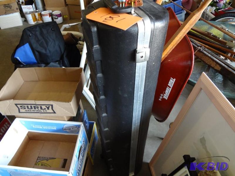 lot 181 image: Hard Shell Golf Caddy...