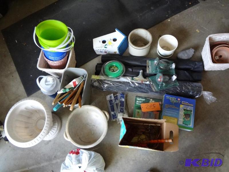 lot 205 image: Lot of Yard Materials and Stuff...