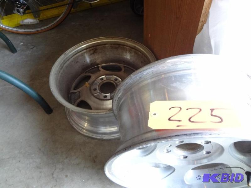 lot 225 image: Pair of Chrome Rims, Ford I think...