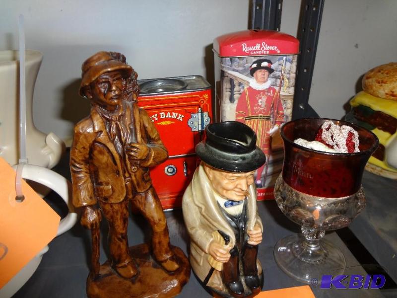 lot 246 image: Figures, Winston Churchill...