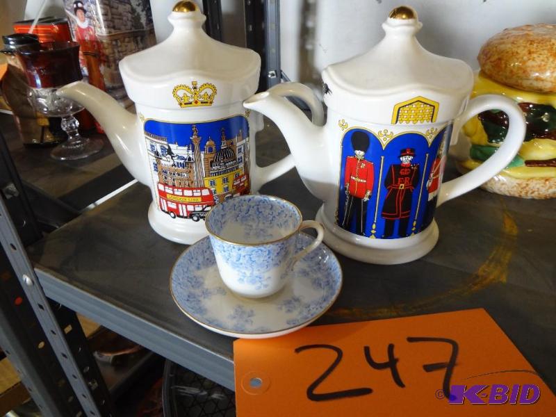 lot 247 image: (2) English Wade Tea Pots and cup...