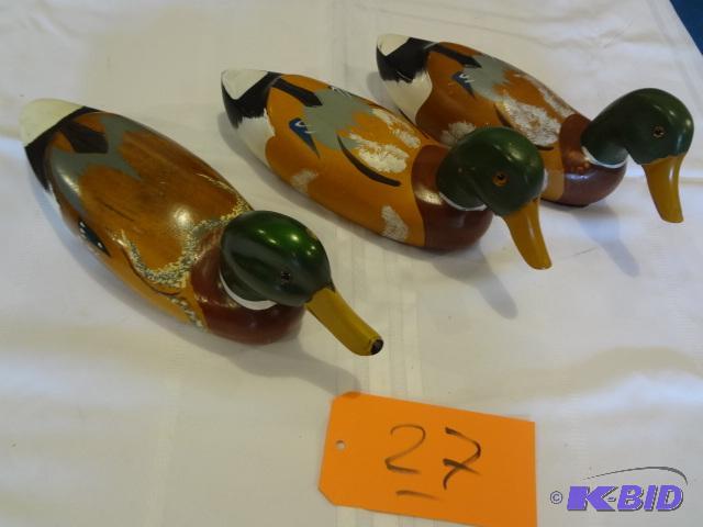 lot 27 image: MR Ducks,(3)...
