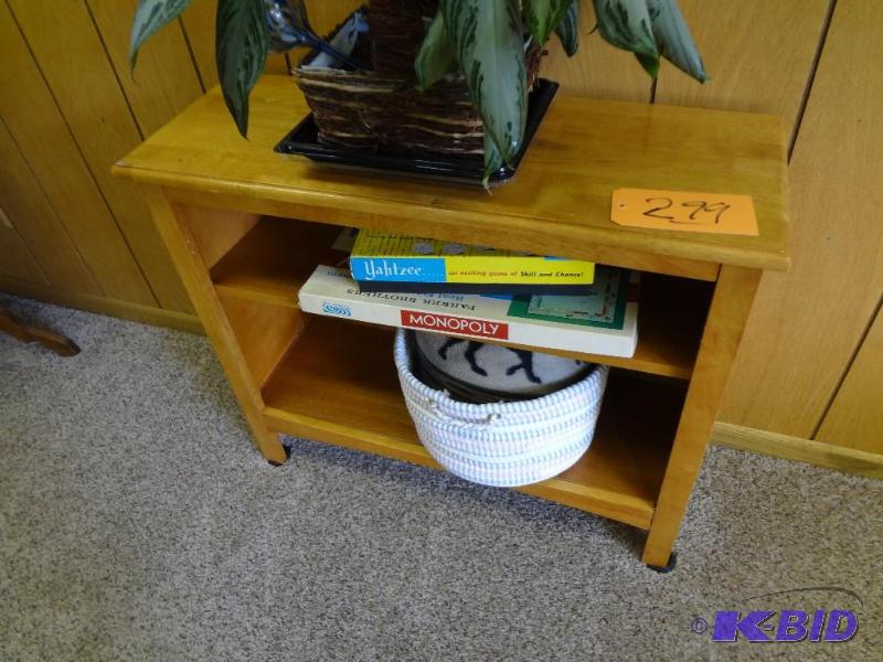 lot 299 image: Small Hardwood Shelf...