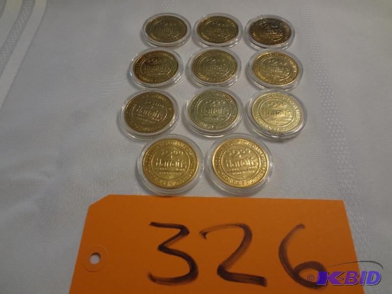 lot 326 image: (11) $2.00 Harrahs Collectable Gaming Tokens...