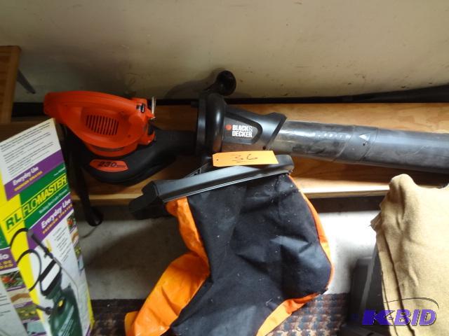 lot 36 image: BlackDecker BlowerVac and Sprayer...