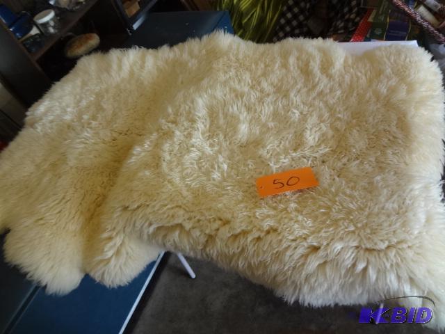 lot 50 image: Large Sherling, very nice condition...