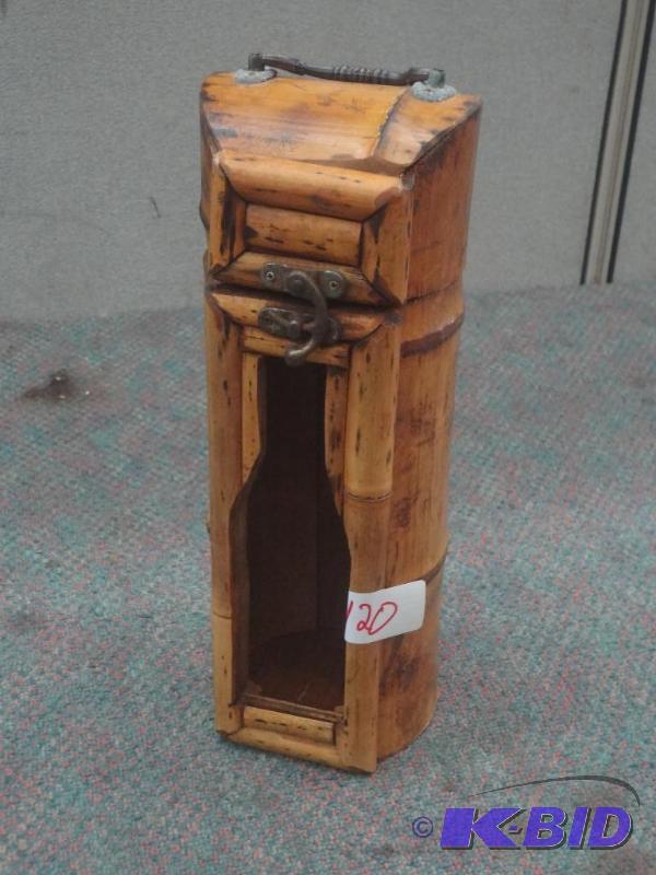lot 120 image: Unique Bamboo WineLiquor Bottle Case...