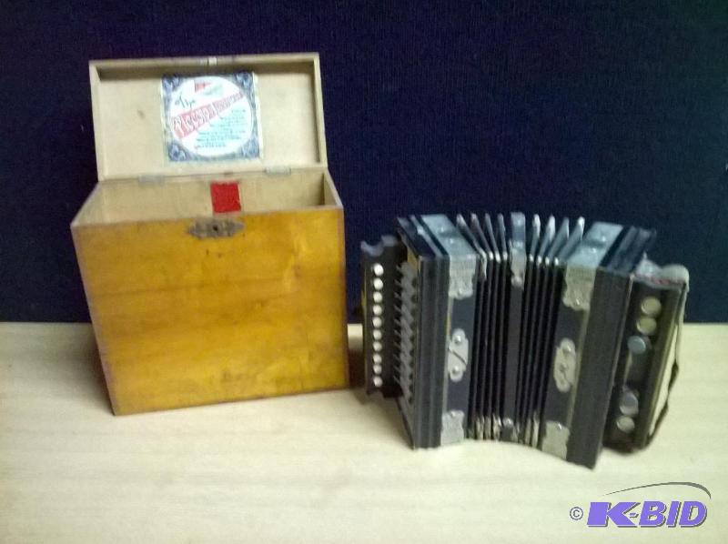 Imperial Accordion The Piccolo Accordeon, Mad...