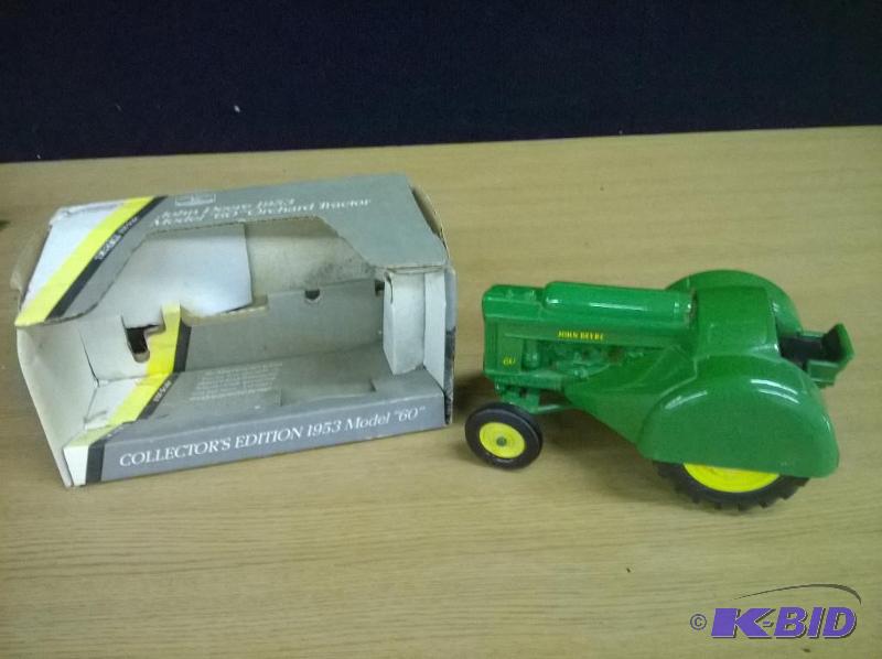 ERTL John Deere 1953 Model 60 Orchard Tractor...