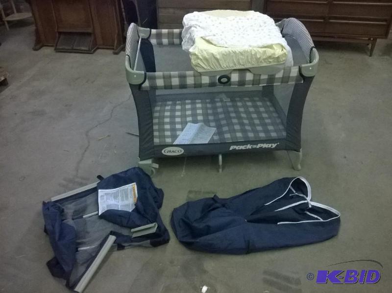 Graco Pack N Play...