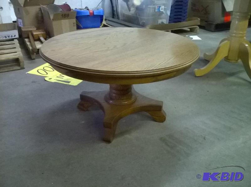 Short Round Table, 17in tall...