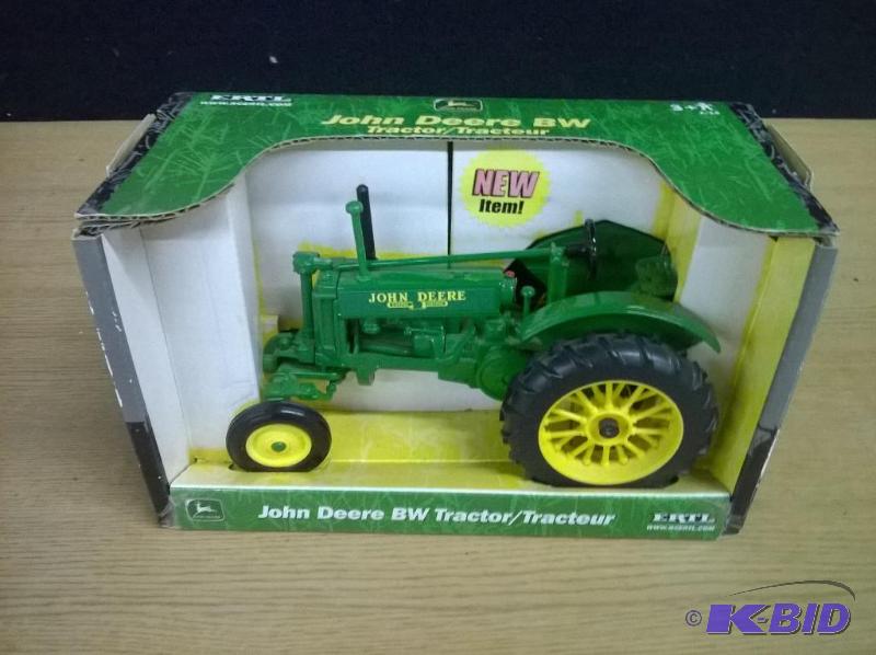 ERTL John Deere Model BW Tractor Die Cast Rep...