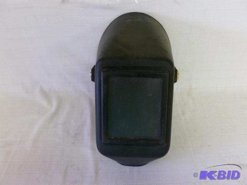 lot 159 image: Huntsman welding helmet model 951P, good usea...