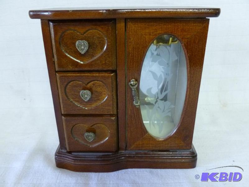 lot 191 image: Beautiful three drawer and glass door front s...