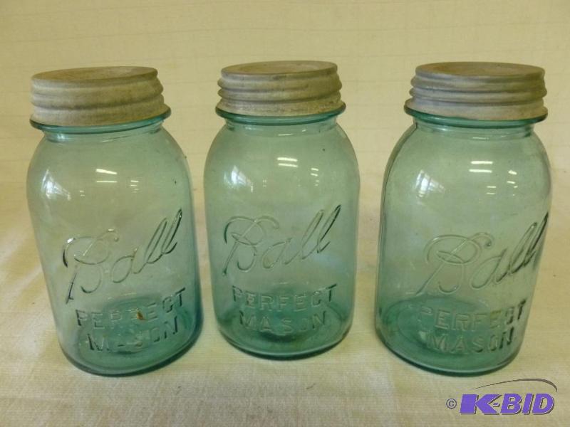 lot 194 image: Lot of three vintage Ball Perfect Mason blue ...