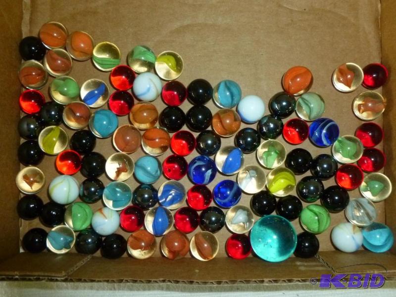 lot 213 image: Large lot of vintage marbles including a shoo...