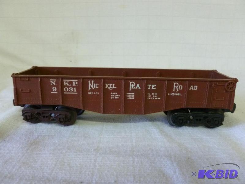 lot 246 image: Vintage Lionel 027 Nickel Plate Road gondola ...
