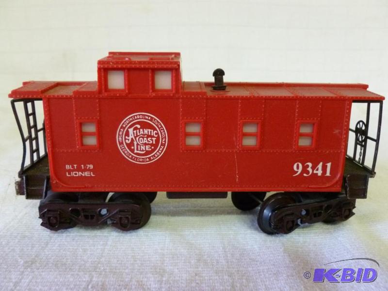 lot 248 image: Vintage Lionel 027 Atlantic Coast Line Caboos...