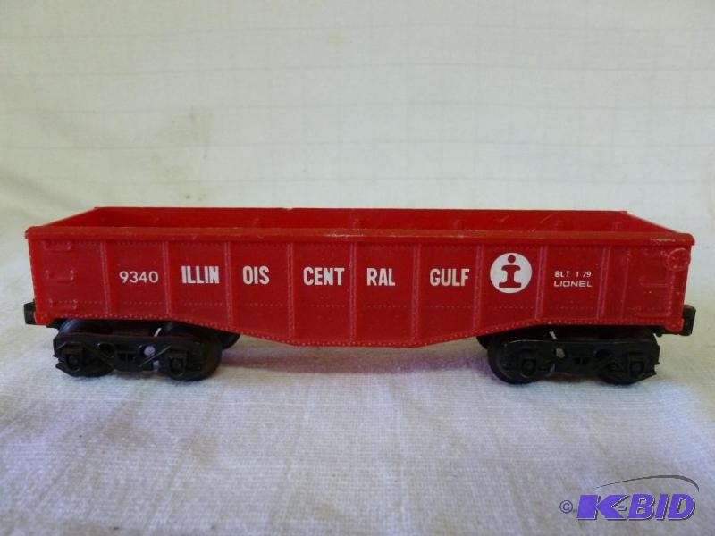 lot 249 image: Vintage Lionel 027 Illinois Central Gulf gond...