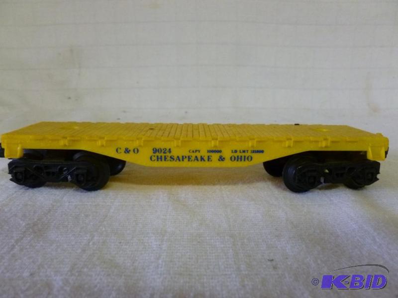 lot 250 image: C & O Railroad 027 flat car, good conditi...