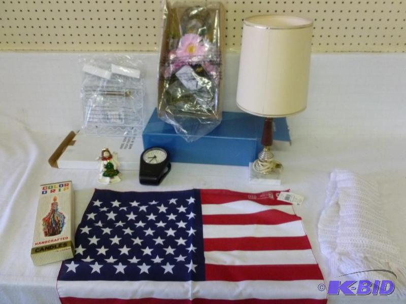 lot 263 image: This lot consists of an Avon angel wreath tha...