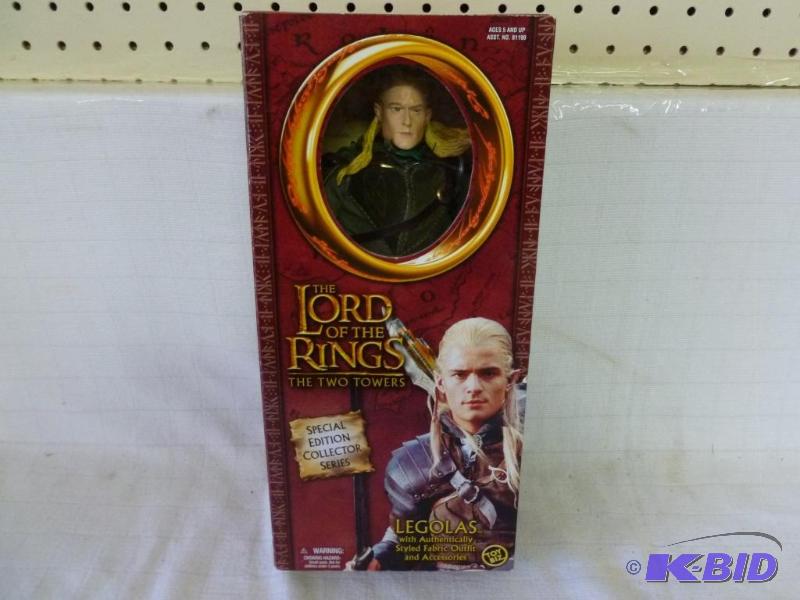 lot 274 image: Collectible Toy Biz The Lord Of The Rings - L...