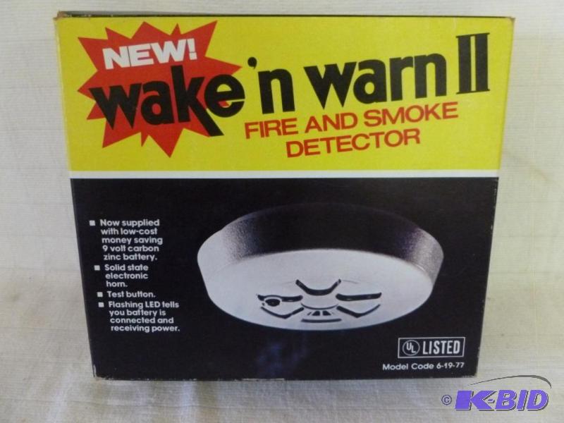 lot 300 image: Wake N Warn II battery operated fire and smo...
