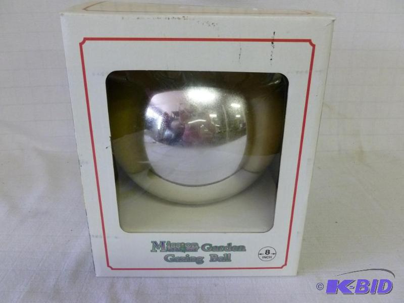 lot 44 image: Mission Garden 8" gazing ball, new in th...