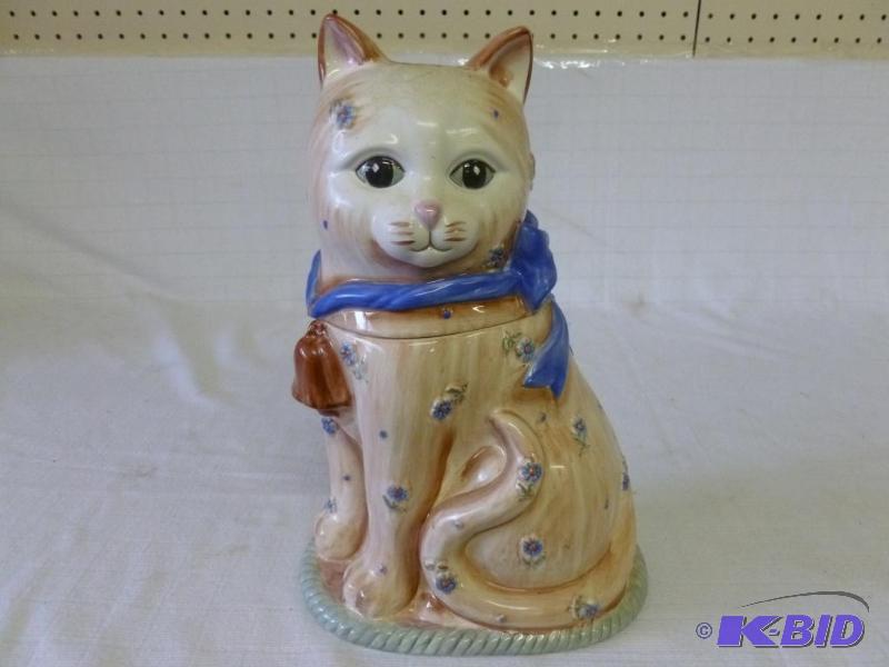lot 45 image: Gibson porcelain cat cookie jar that measures...