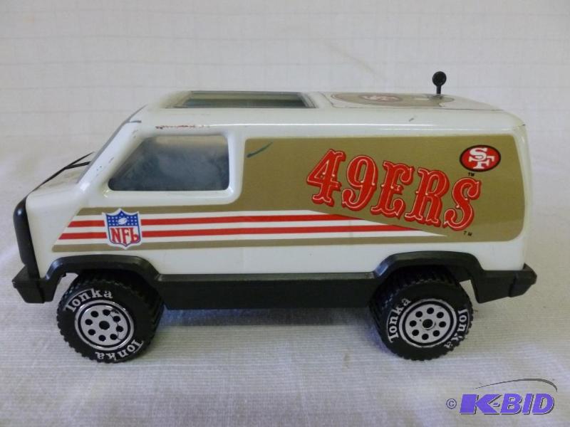 lot 49 image: Tonka NFL San Francisco 49ers. die cast metal...