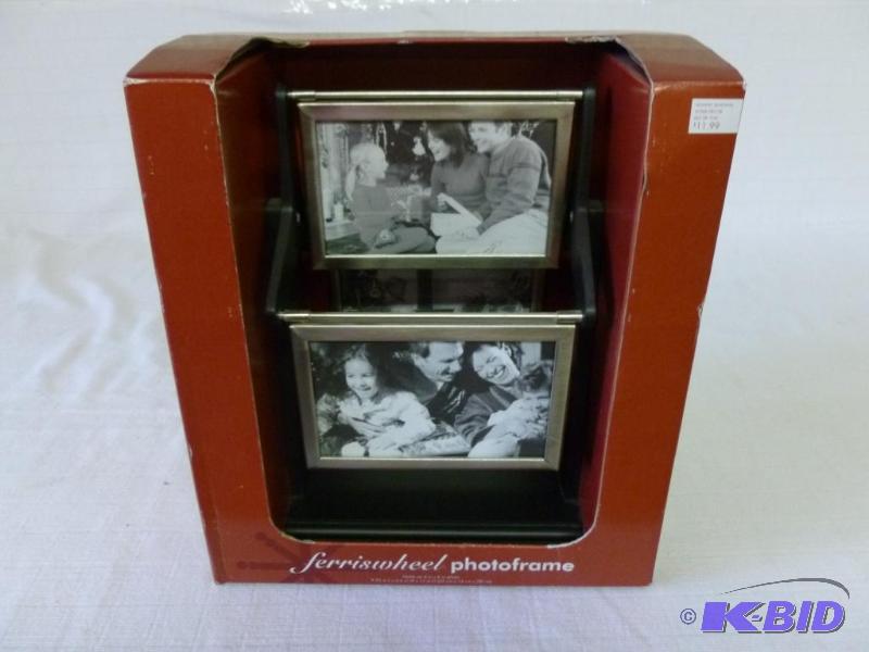 lot 74 image: Large Ferris wheel photo frame, brand new in ...