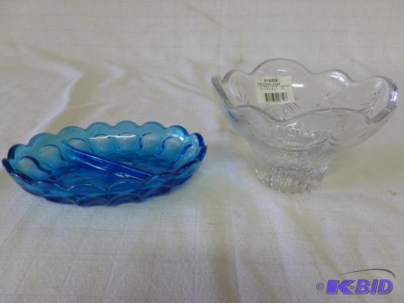 lot 86 image: This lot consists of a blue cut glass divided...