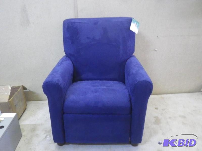 Small recliner...