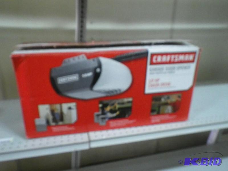 Craftsman 12hp garage door opener, looks com...