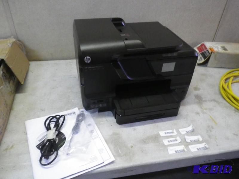 hp office pro 8600, has software and cables...