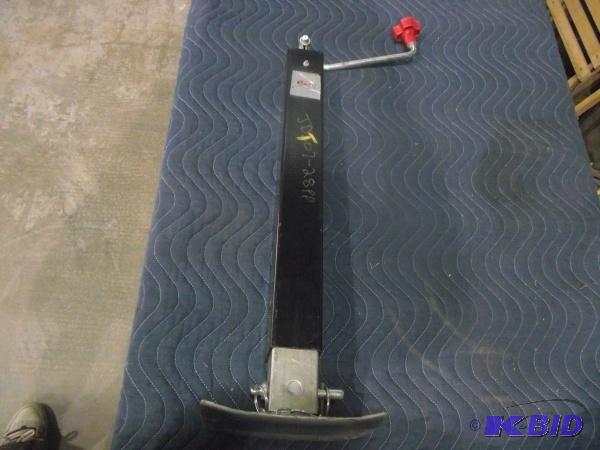 lot 109 image: Weld On Trailer Jack   7000 Lift Capacity ...