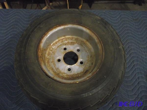 lot 118 image: 20.5 x 8.0-10 Spare Tire and Rim...