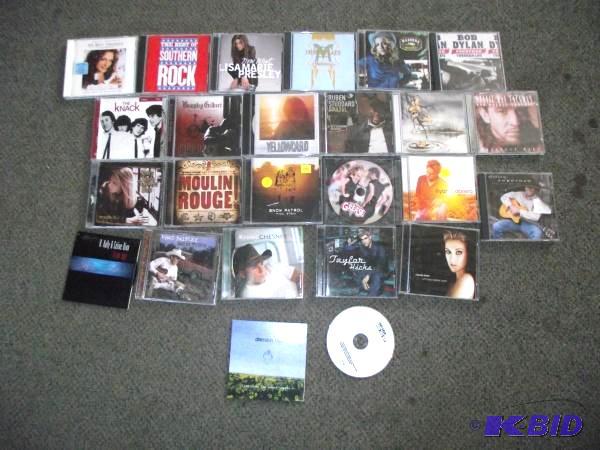 lot 122 image: (25) Assortment of CDs   Some Madonna, Lady ...